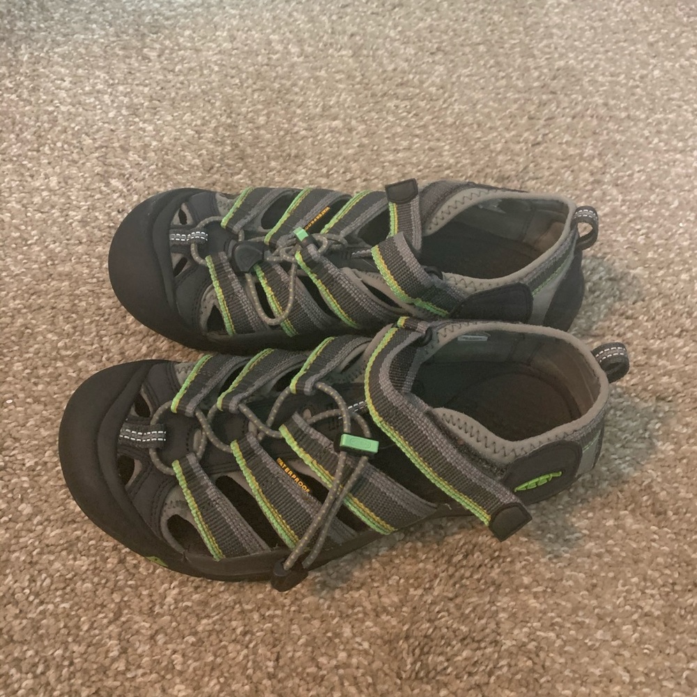 Keen Waterproof Sandals Size 6